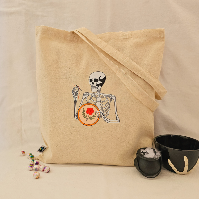 tote bag esqueleto bordador